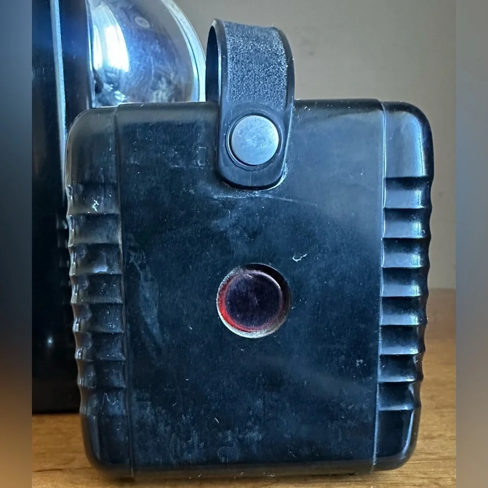 Vintage Kodak Brownie Hawkeye Flash Outfit Model Camera